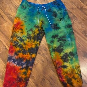 Nike unisex Tie Dye X large joggers